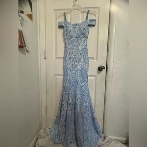 Sparkly blue mermaid prom dress